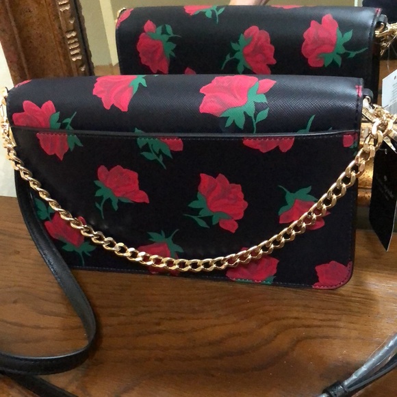 New Kate Spade black and red roses removable crossbody or chain handle purse. - Picture 5 of 16
